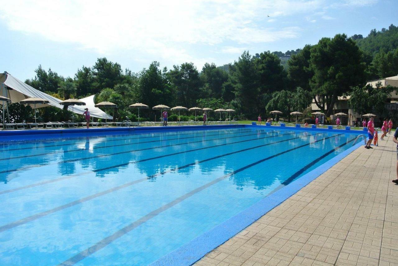 Villetta Roberto Le Macine Di Charme - Pugnochiuso Resort ヴィエステ エクステリア 写真